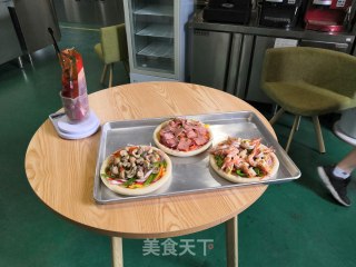 披萨︱虾披萨的做法步骤：7
