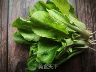 椒盐豆腐烧小白菜的做法步骤：2