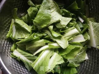 椒盐豆腐烧小白菜的做法步骤：3