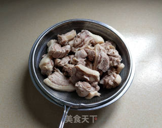 腐竹焖鸭的做法步骤：3