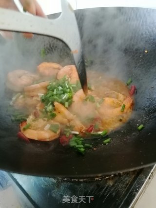 烧大虾的做法步骤：12