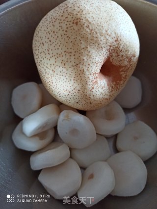 冰糖雪梨糖水的做法步骤：1