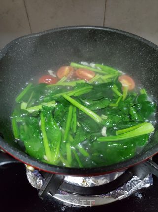 米粉菠菜汤的做法步骤：8