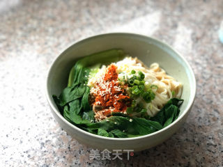 油泼面的做法步骤：9