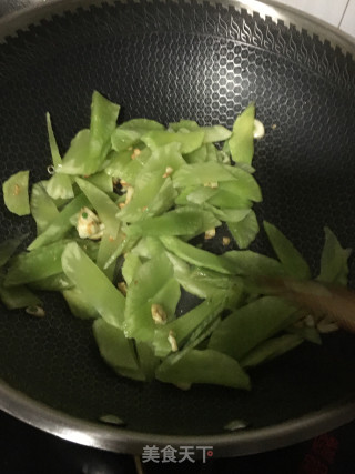 莴苣炒猪肝的做法步骤：11
