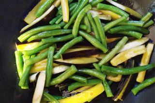 豆角烧茄子的做法步骤：5