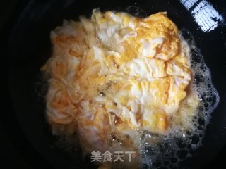 胡萝卜螺丝椒炒鸡蛋的做法步骤：6