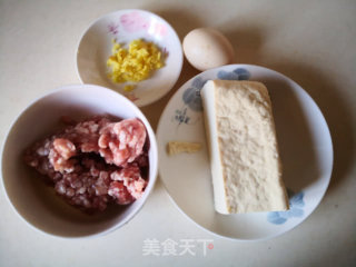 炸豆腐丸子的做法步骤：1