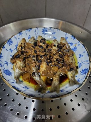 辣蒸小河鱼的做法步骤：6