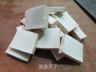 洋葱炒千页豆腐的做法步骤：2