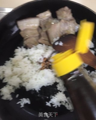 酱油炒饭的做法步骤：6