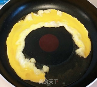 虾仁炒饭的做法步骤：2