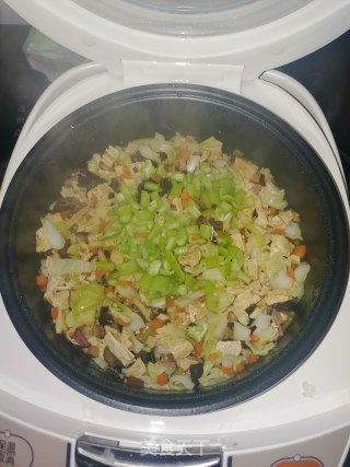 腊肉焖饭的做法步骤：9