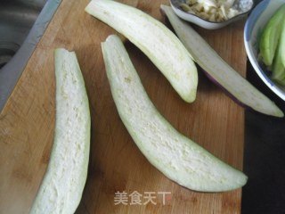 黄豆酱烧茄子的做法步骤：2