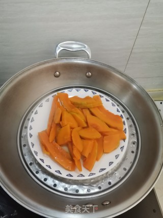 南瓜汤圆的做法步骤：2