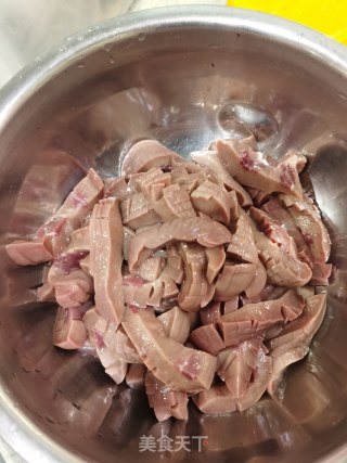 腰花面线的做法步骤：3