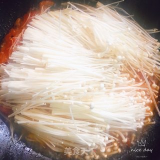 番茄烩金针菇的做法步骤：8