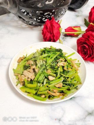 芹菜炒肉丝的做法步骤：9
