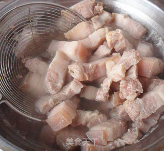 小炖肉卤蛋的做法步骤：3