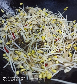 豆芽炒咸菜的做法步骤：5