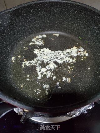 蒜蓉炒西洋菜的做法步骤：2