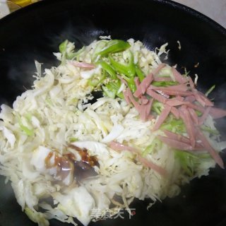 尖椒炒圆白菜的做法步骤：5
