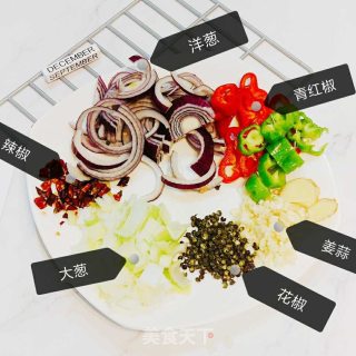 网红沸腾虾的做法步骤：2