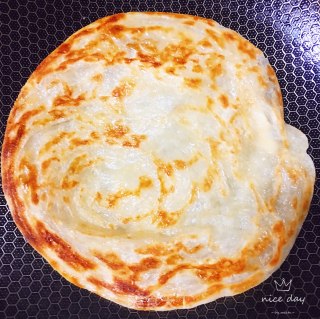 鸡蛋咸菜手抓饼的做法步骤：2