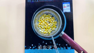 金沙玉米的做法步骤：2
