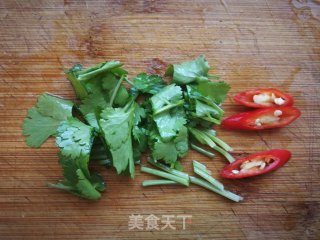 蒜苗木耳榨菜汤面的做法步骤：7