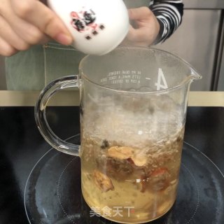 减肥好方法—山楂梅干乌龙茶帮你解决的做法步骤：3