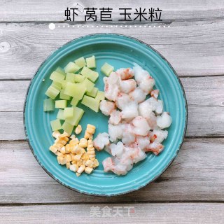 辣到冒汗的麻辣虾仁的做法步骤：1