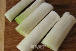 葱烧海参的做法步骤：2