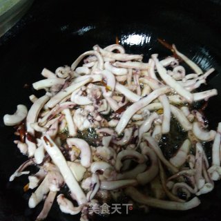 大葱炒鱿鱼的做法步骤：6
