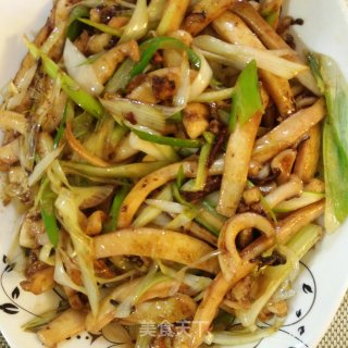 大葱炒鱿鱼的做法步骤：10