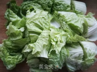 小白菜炒榨菜的做法步骤：1