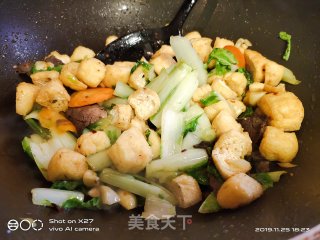 白菜根炒油豆腐的做法步骤：6