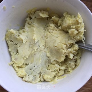 美味红薯卷的做法步骤：2