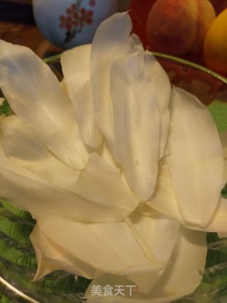 暗香浮动的昙花银耳羹的做法步骤：3