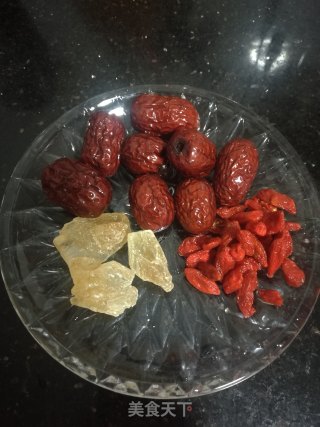 暗香浮动的昙花银耳羹的做法步骤：6