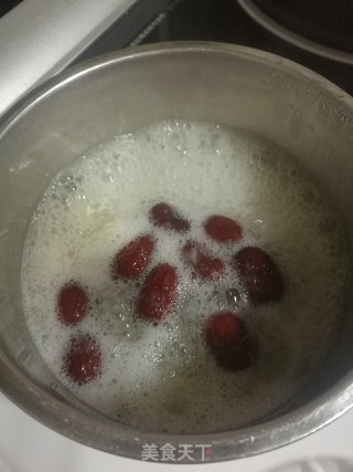 暗香浮动的昙花银耳羹的做法步骤：7