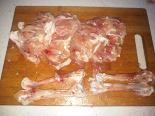 照烧鸡腿饭的做法步骤：2