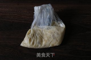 香蕉重磅蛋糕的做法步骤：2