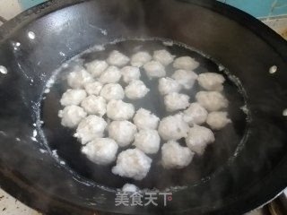 自制鱼丸的做法步骤：7
