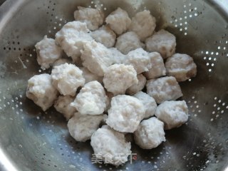 自制鱼丸的做法步骤：8