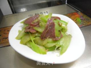 火腿西芹的做法步骤：10