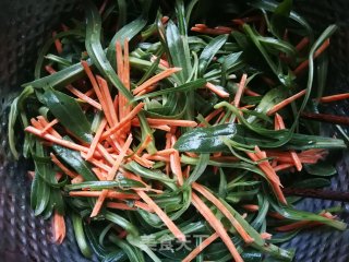 榨菜红薯面条菜的做法步骤：5