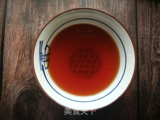 胡萝卜红菇炖牛棒骨的做法步骤：5
