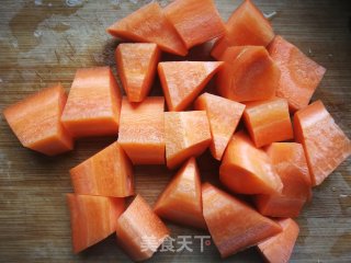 胡萝卜红菇炖牛棒骨的做法步骤：14