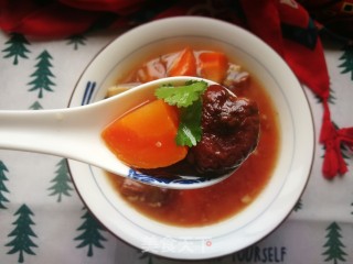 胡萝卜红菇炖牛棒骨的做法步骤：20